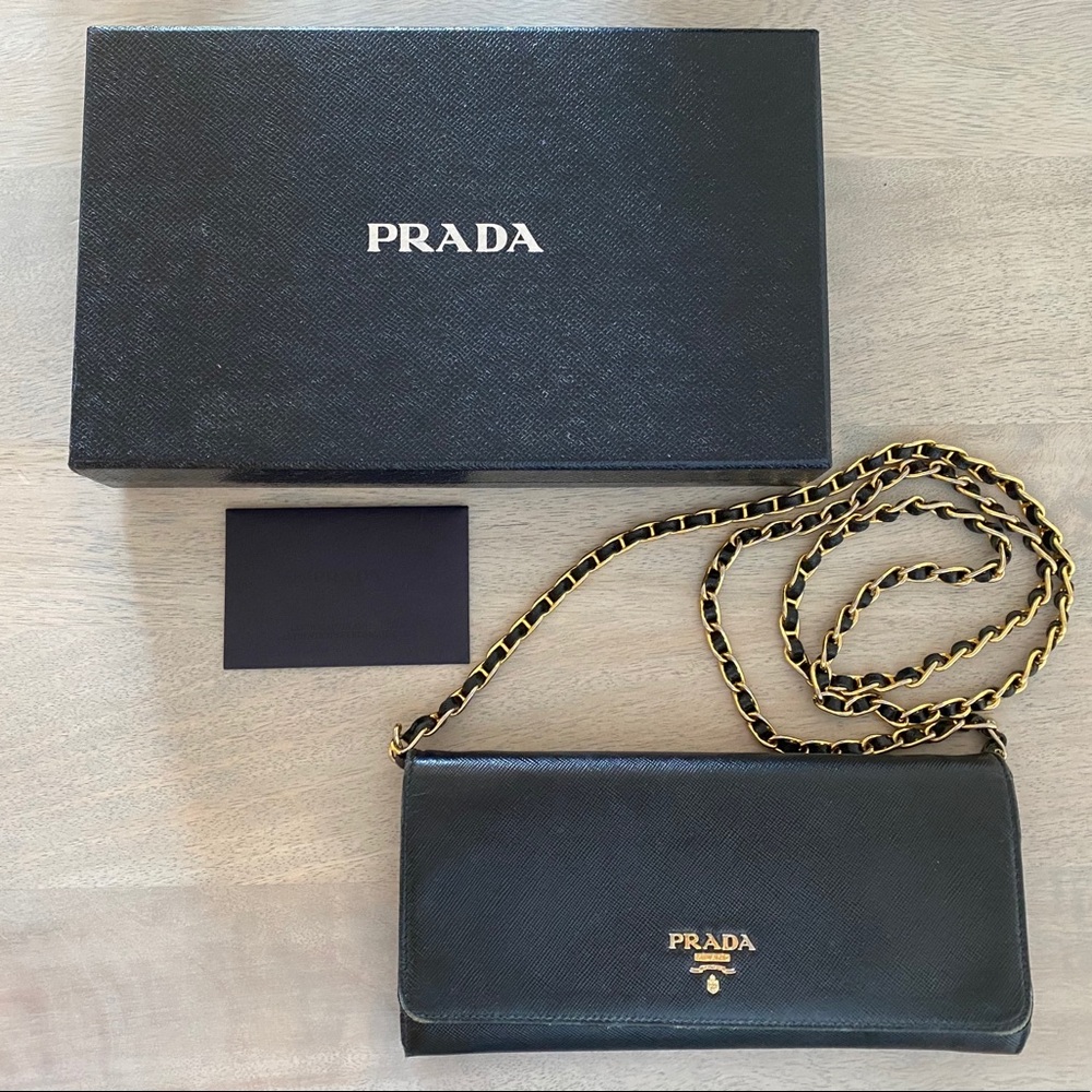 Prada Saffiano Wallet on Chain